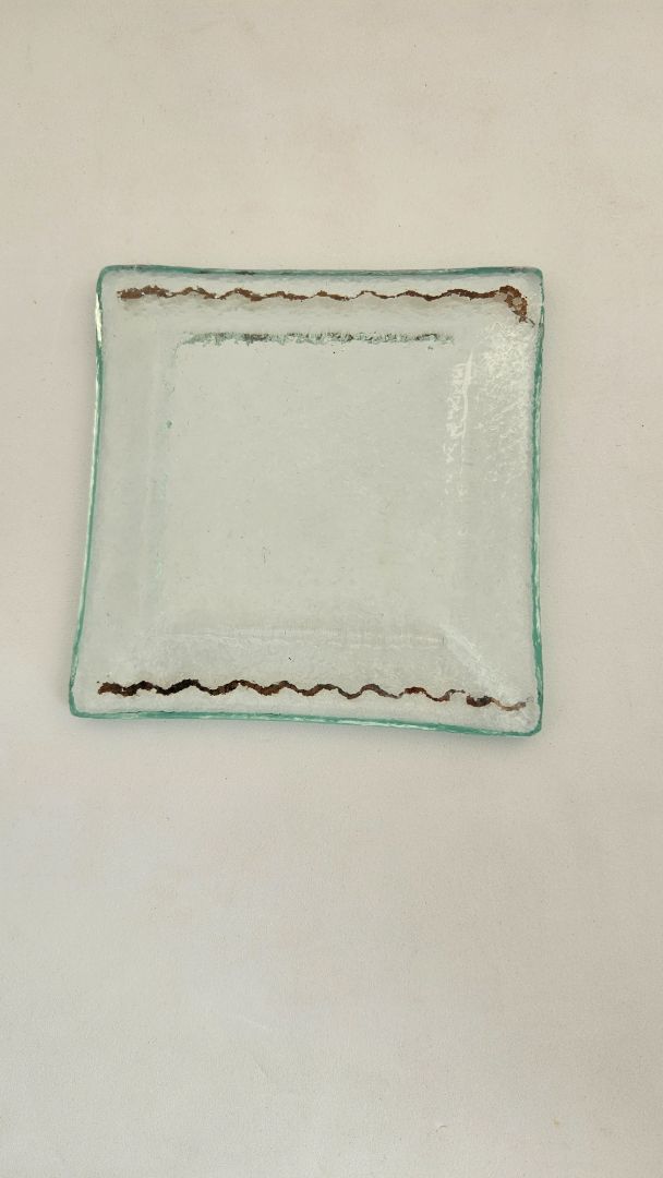Small glass plate with gilding