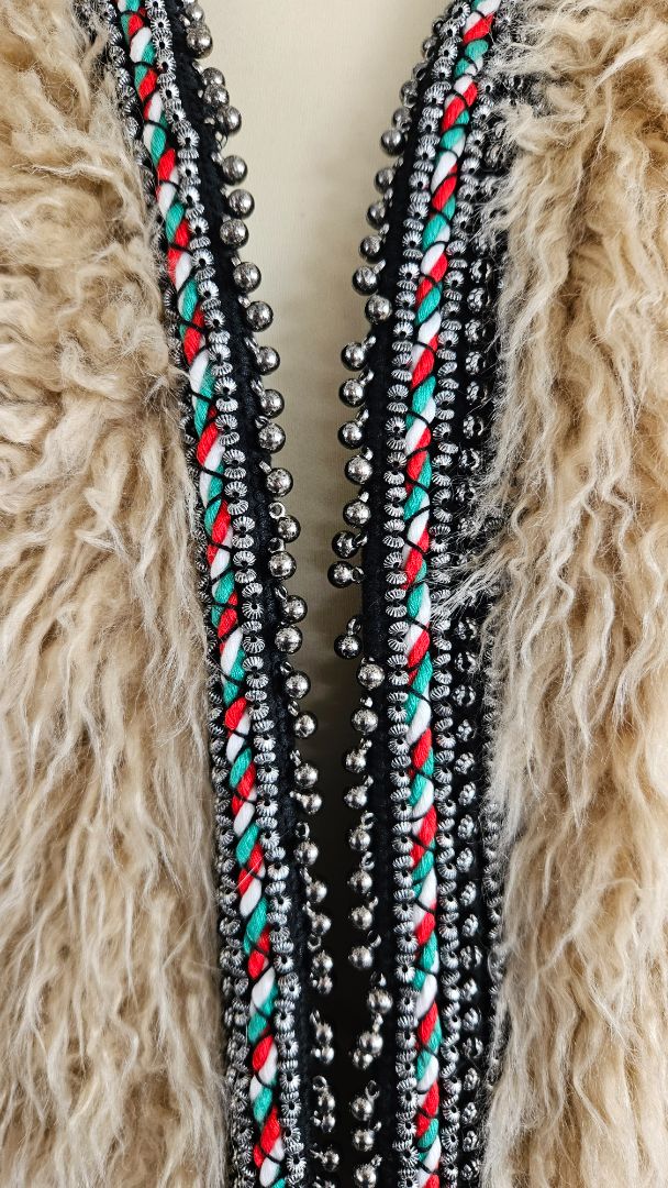 Faux Fur vest, M, Zara