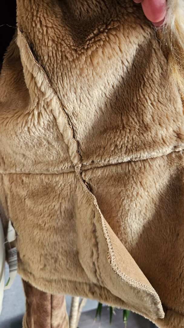 Vintage mocha style jacket, M