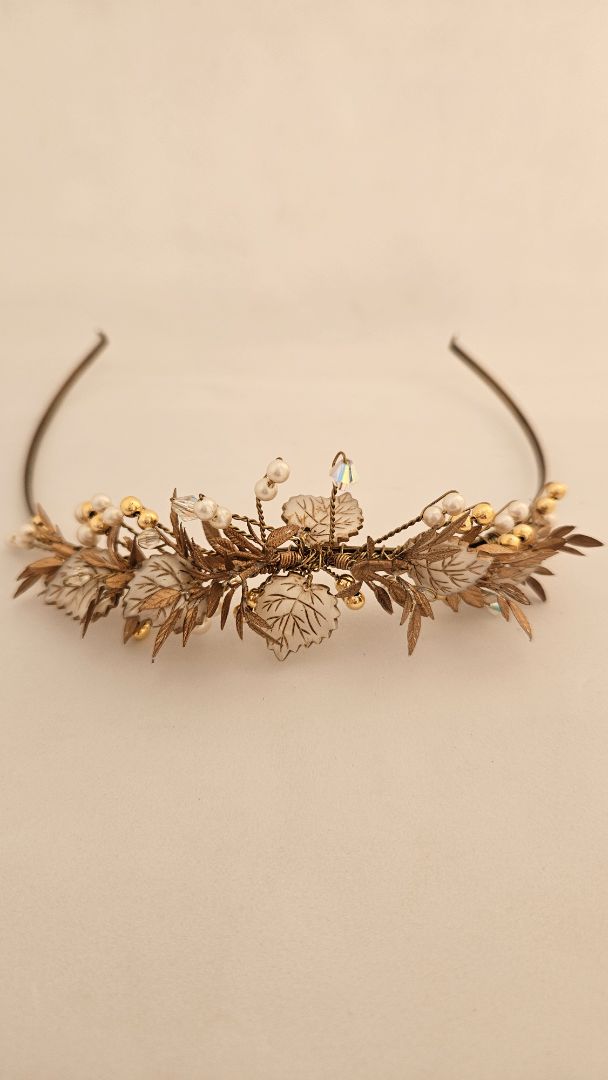 Bridesmaid hair clip (vintage)