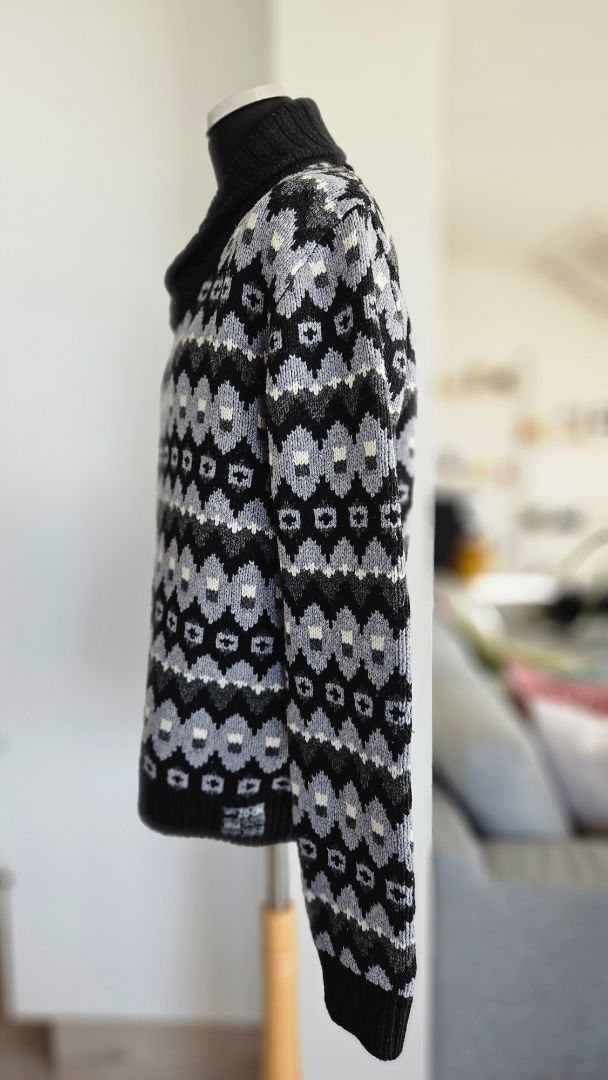 Thick wool sweater, XXL, ZO-ON