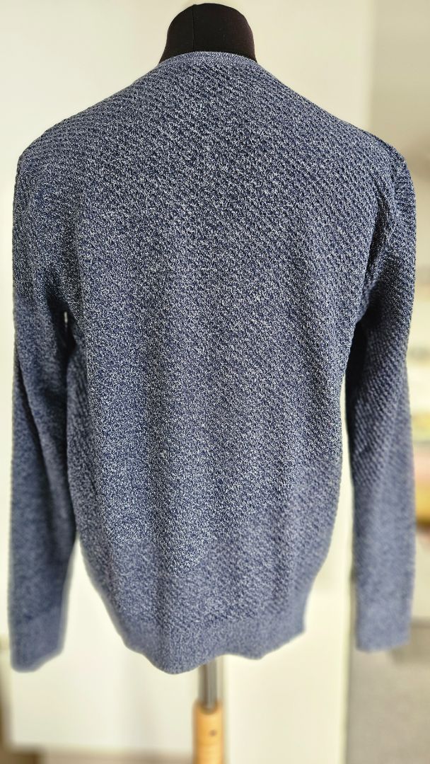 Blue sweater, L, Finucci