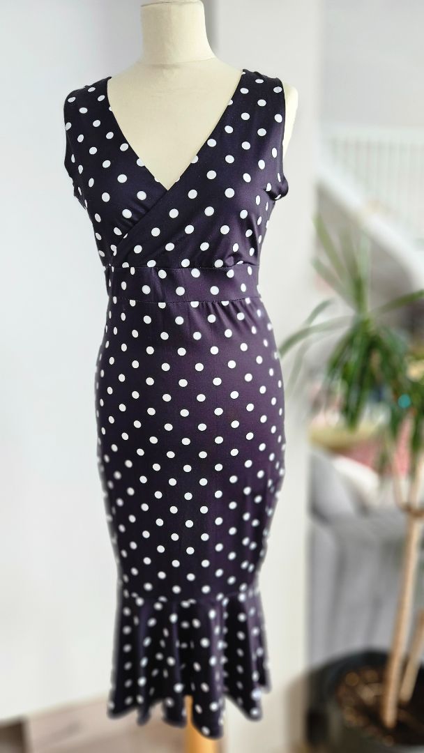 Black dress, M, CBR