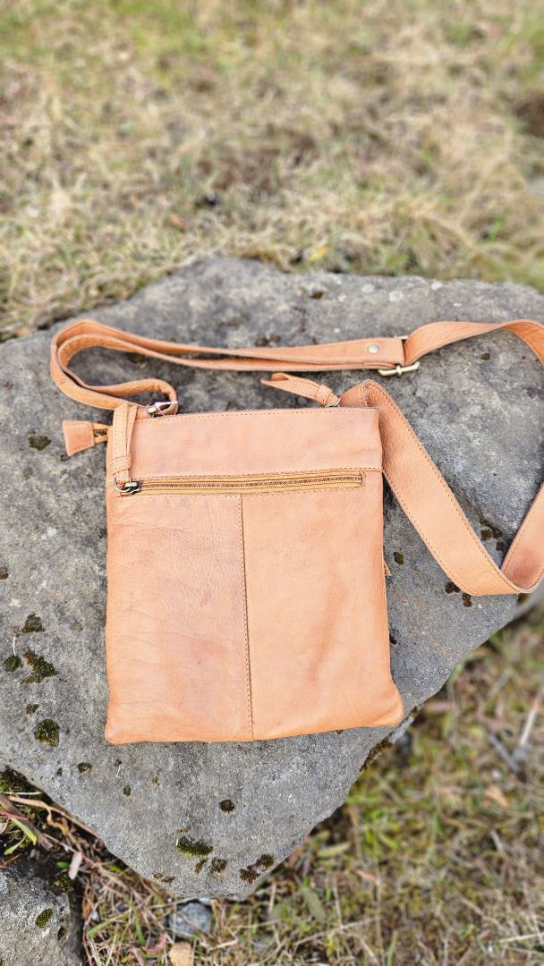 Brown leather bag, Treats