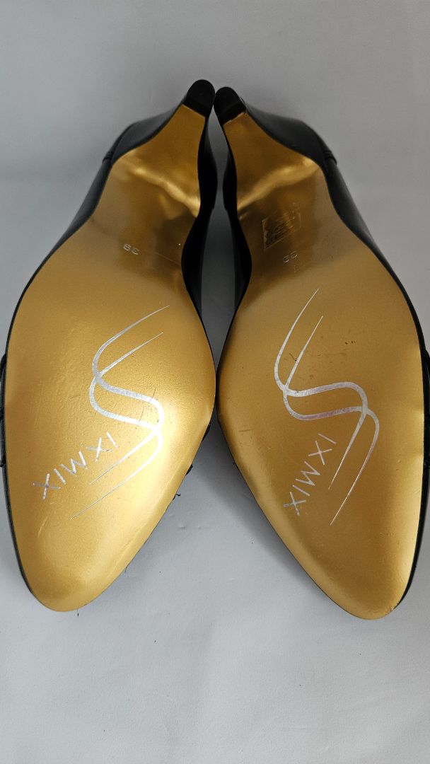 Black leather heels (7 cm), EUR 39, Six Mix