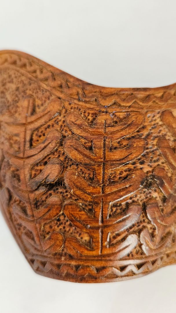 Júgoslavneskur tré bolli (vintage)