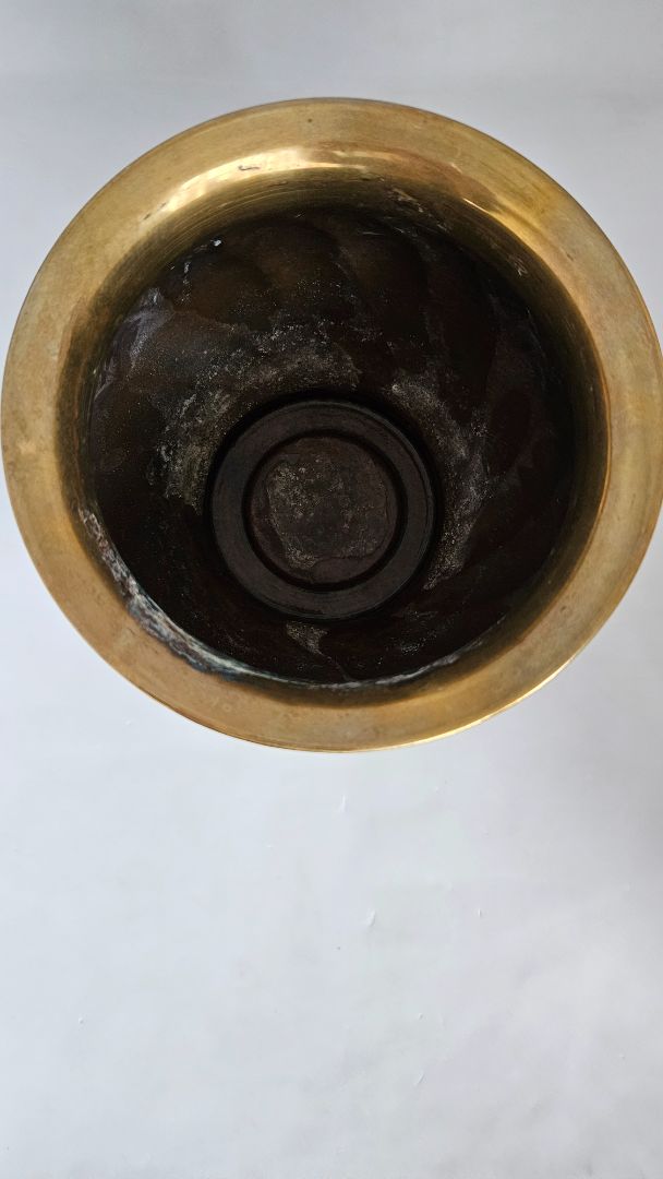 Flower pot