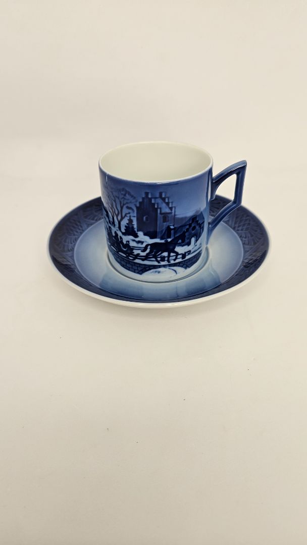 Cup & Saucer 1999 (collector's item), Royal Copenhagen