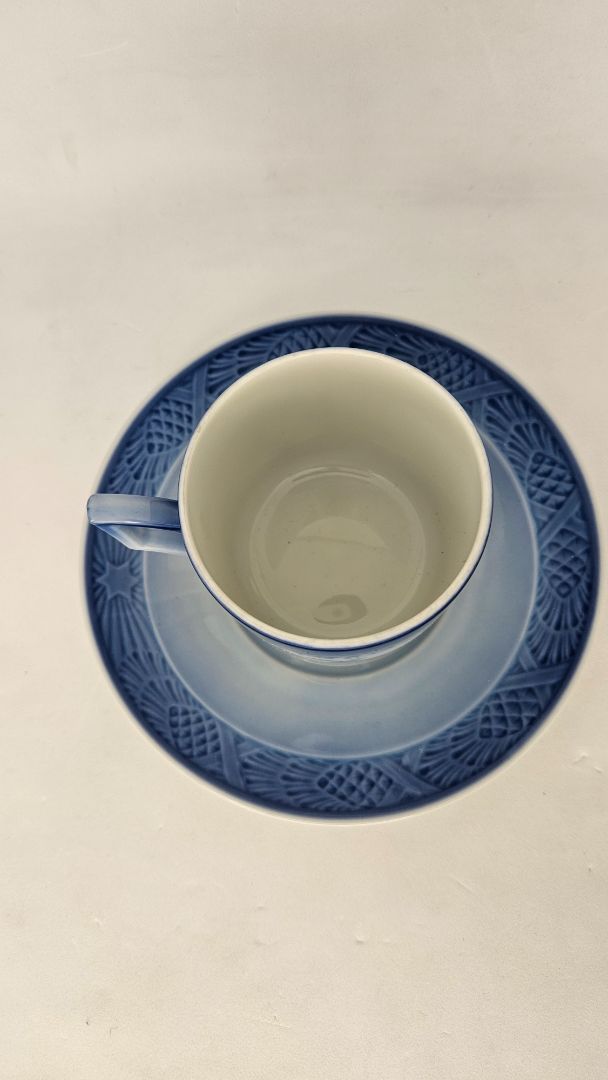 Cup & saucer 1980 (collector's item), Royal Copenhagen
