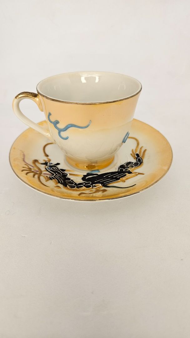 Japanese tea cup dragon pattern