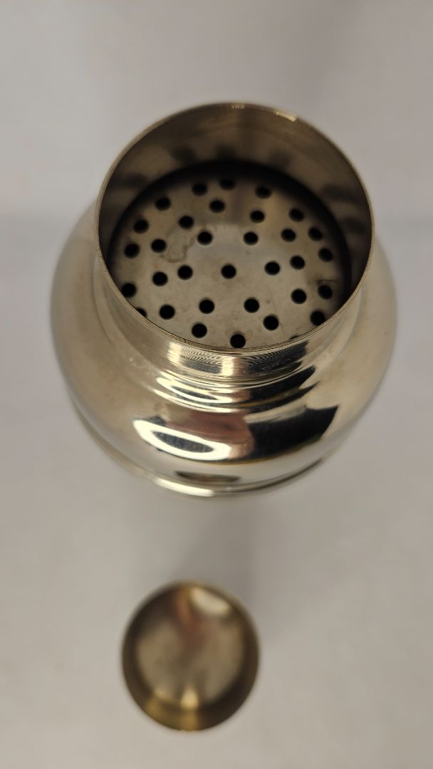 Steel cocktail shaker