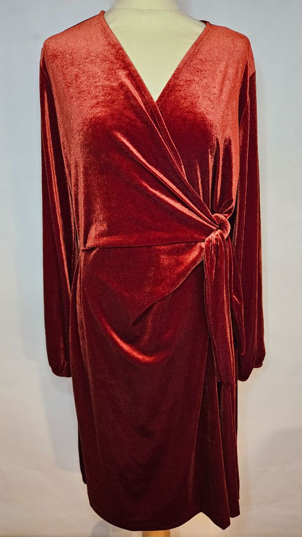 Dress, wrapped, XXL, In Wear