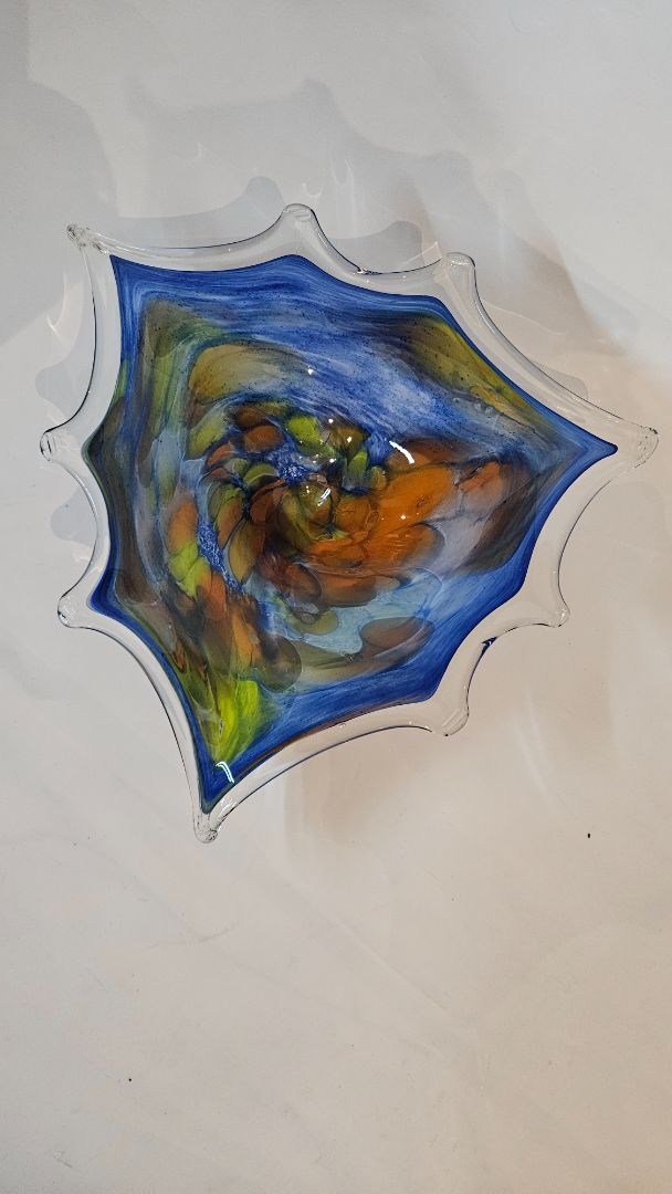 Glass bowl (vintage)