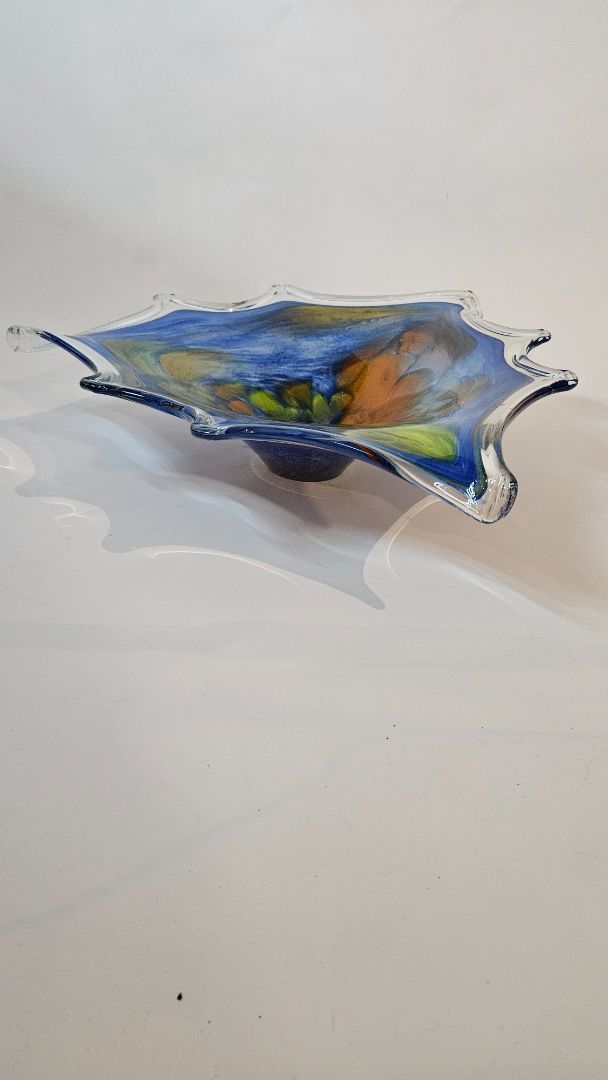 Glass bowl (vintage)