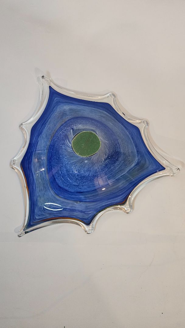 Glass bowl (vintage)