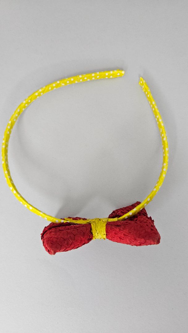 Hair clip made of fish roe
