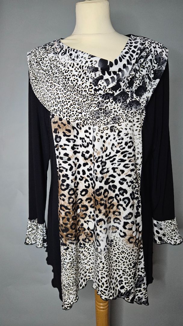 Dress / long blouse, M, La Bella