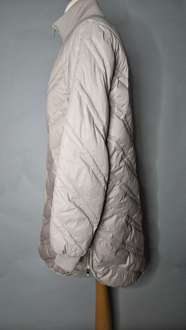 Síð dúnúlpa (90% dúnn, 10% fiður), EUR 36, PBO