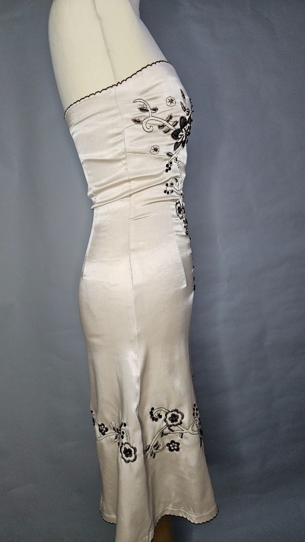 Sleeveless dress, US 8