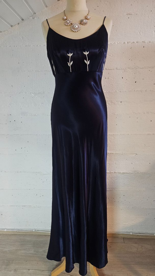 Long dress (vintage 1990s), EUR 40, Faviana