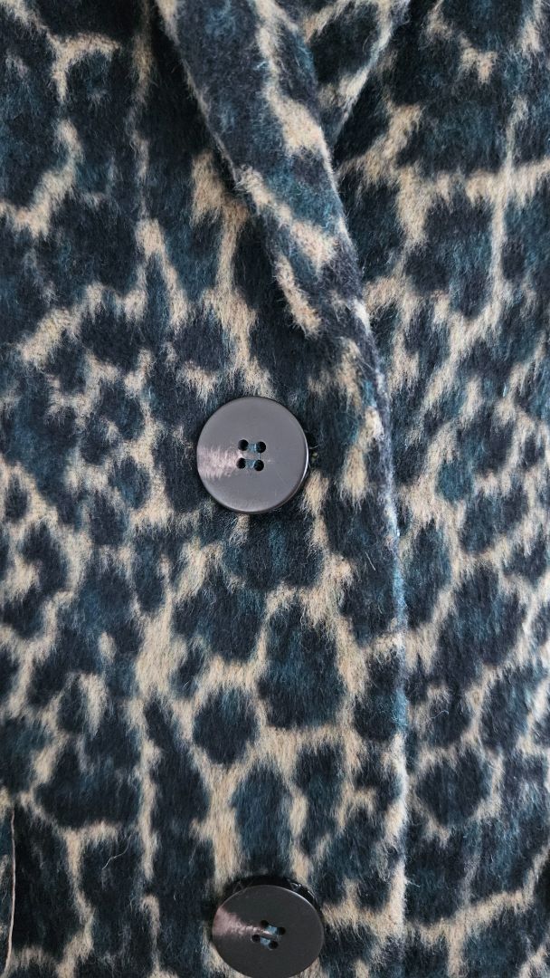 Kápa, EUR 36, Vila