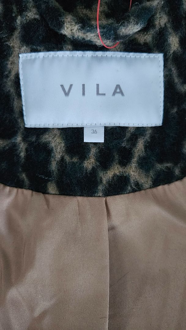 Kápa, EUR 36, Vila