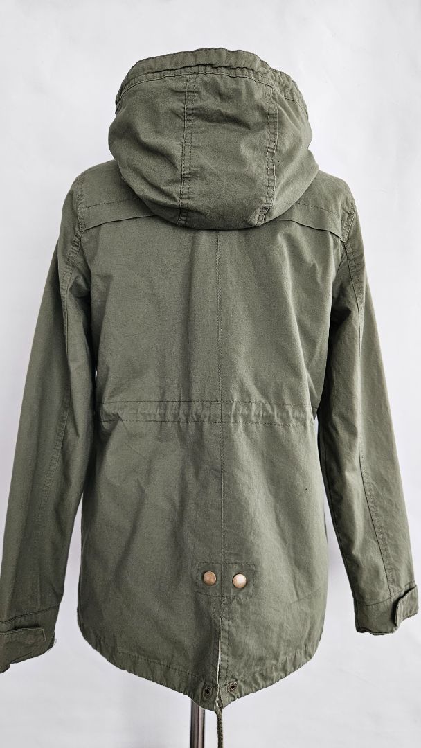 Jakki, M, Ambiance Outerwear