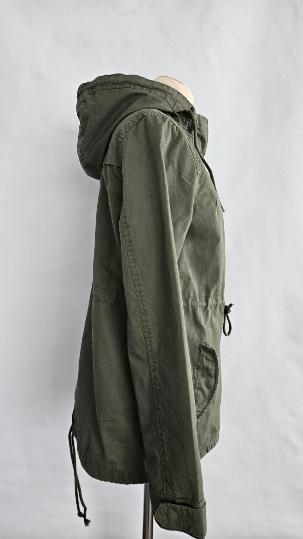 Jakki, M, Ambiance Outerwear