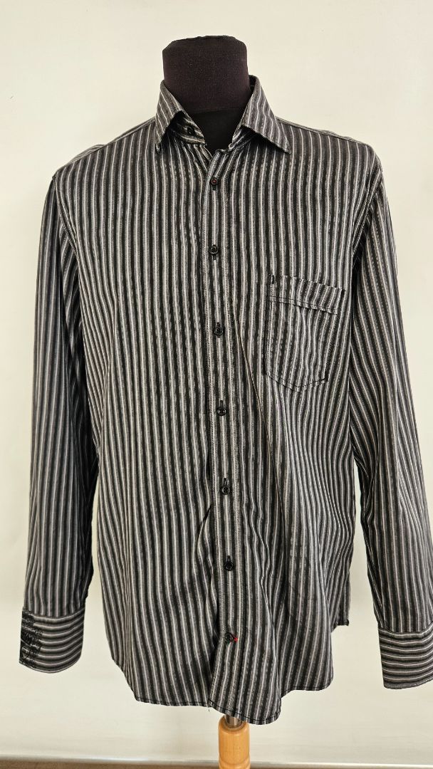 Shirt, L, Venti