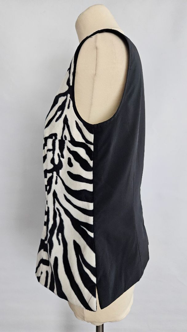 Zebra print top, EUR 40, Tru Casual