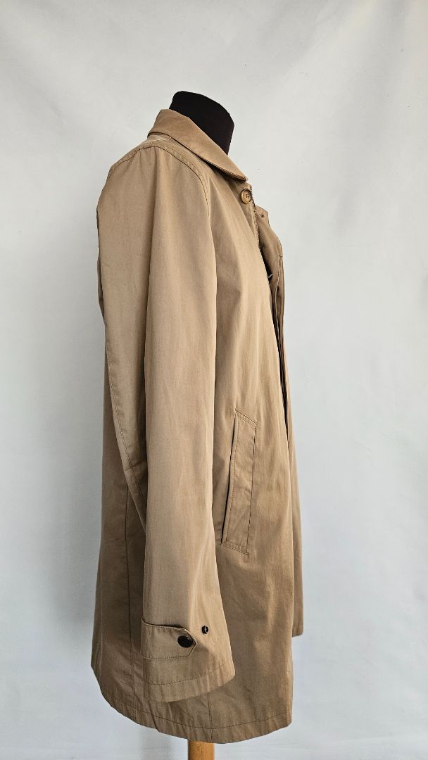Dust jacket "Trench coat", L, Massimo Dutti
