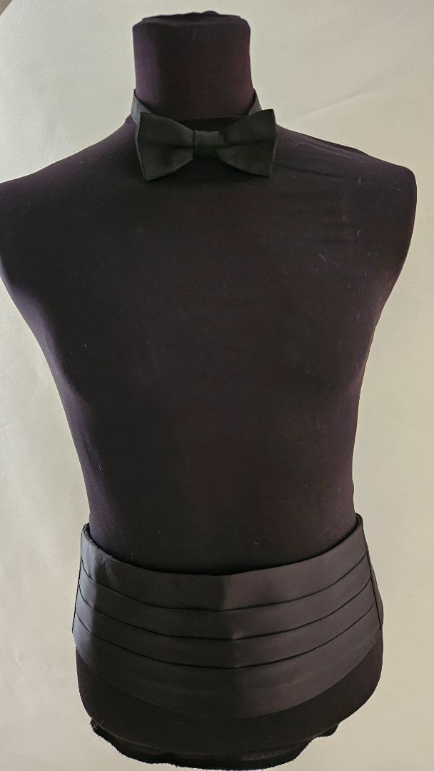 Tuxedo belt (waistband)
