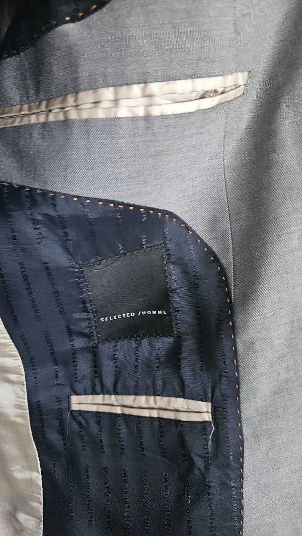 Blazer, 50, Selected