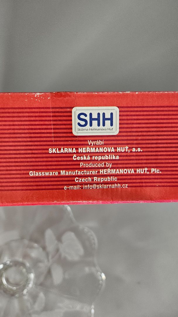 Crystal cake plate on a foot (Ø40 cm)