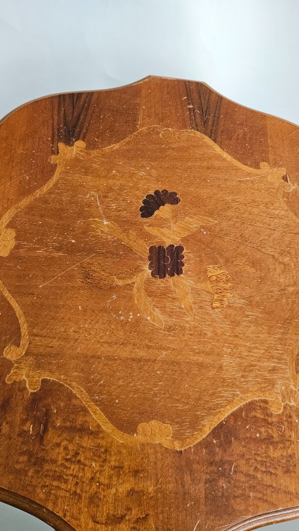 Vintage insert table