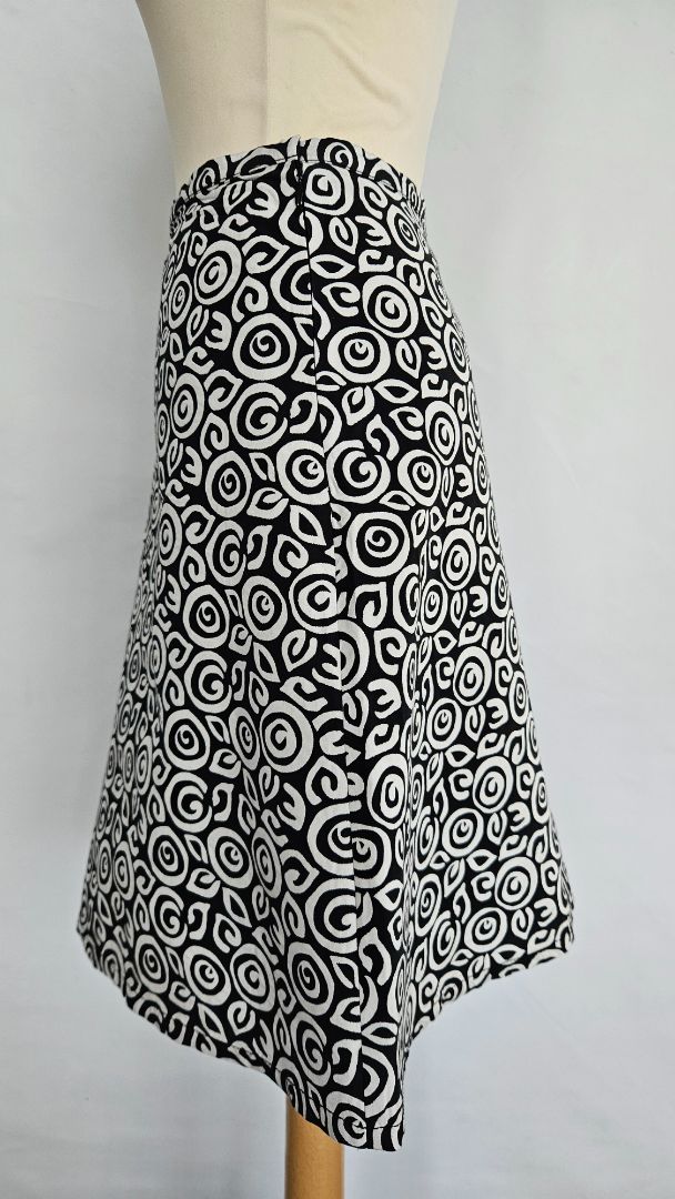A-line skirt, EUR 42, Créton