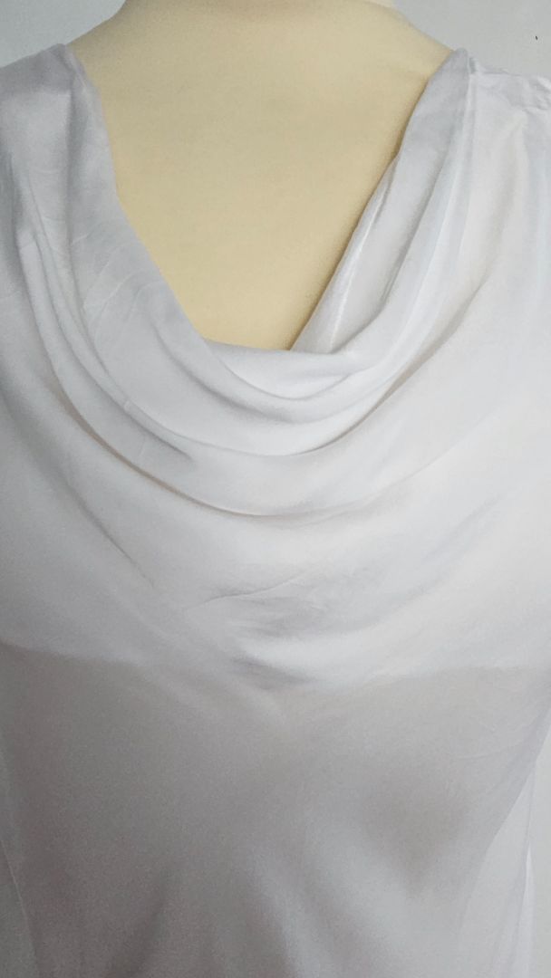 Plunging neckline top, EUR 40