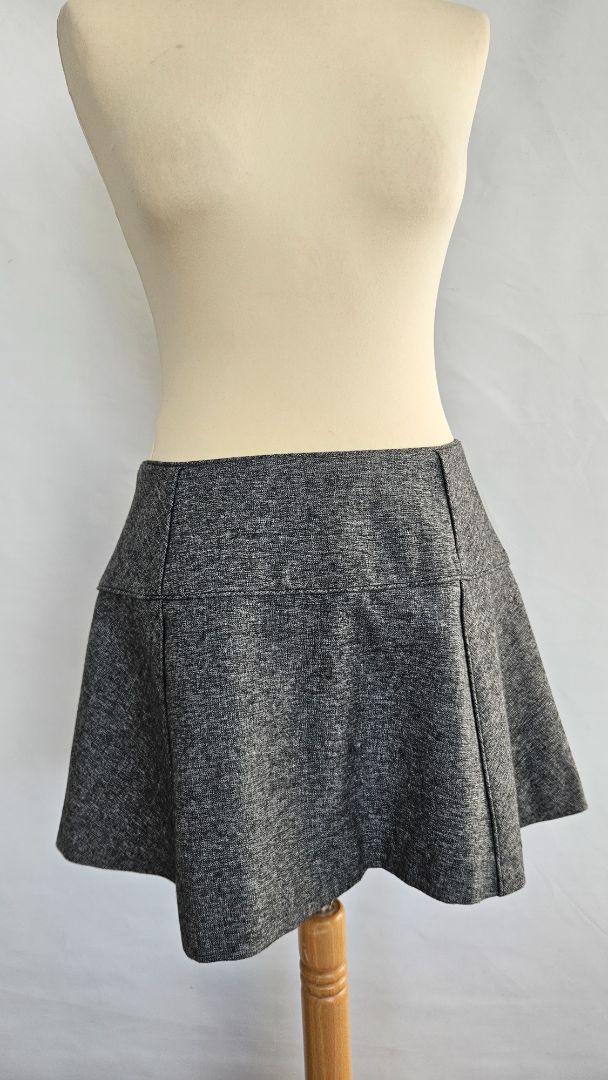 Short skirt, M, Zara