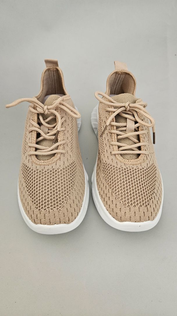 Sneakers (unused), EUR 41