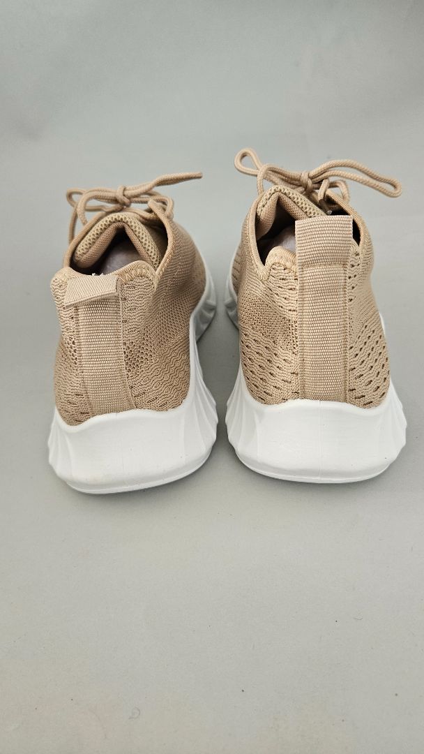 Sneakers (unused), EUR 41
