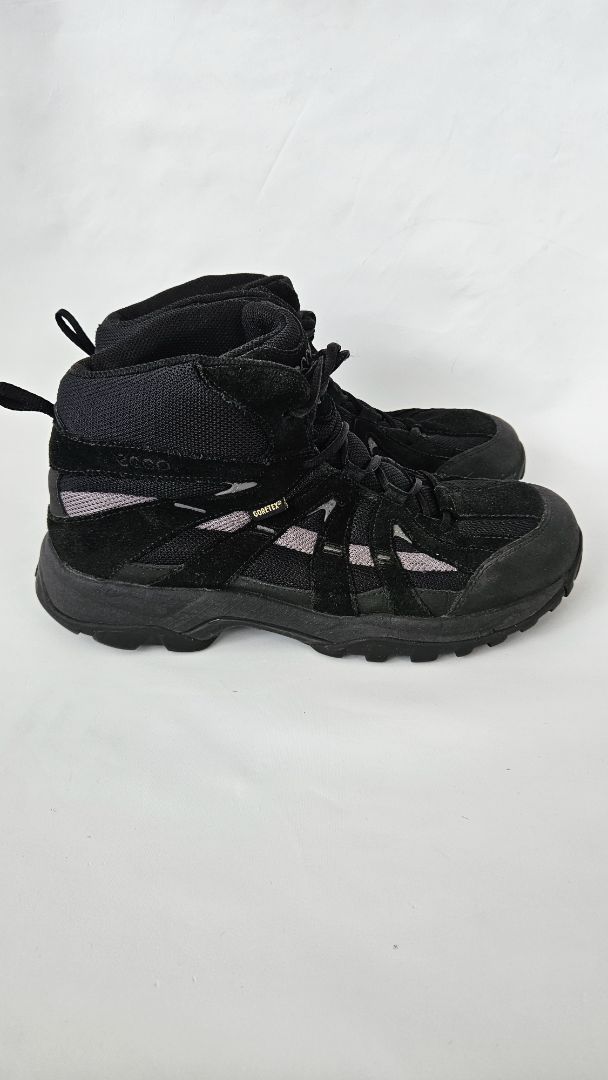 Goretex hiking shoes, Eur 42, Ecco