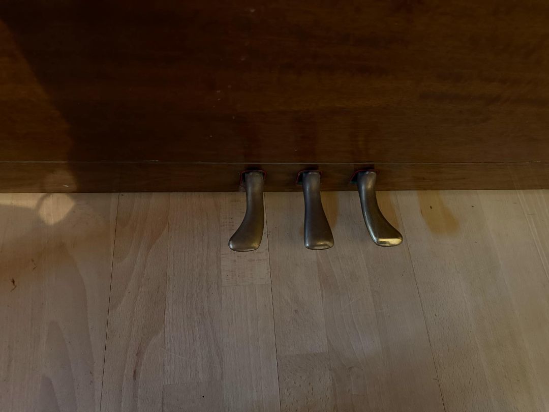 Piano (120) and piano bench (1957), Sauter