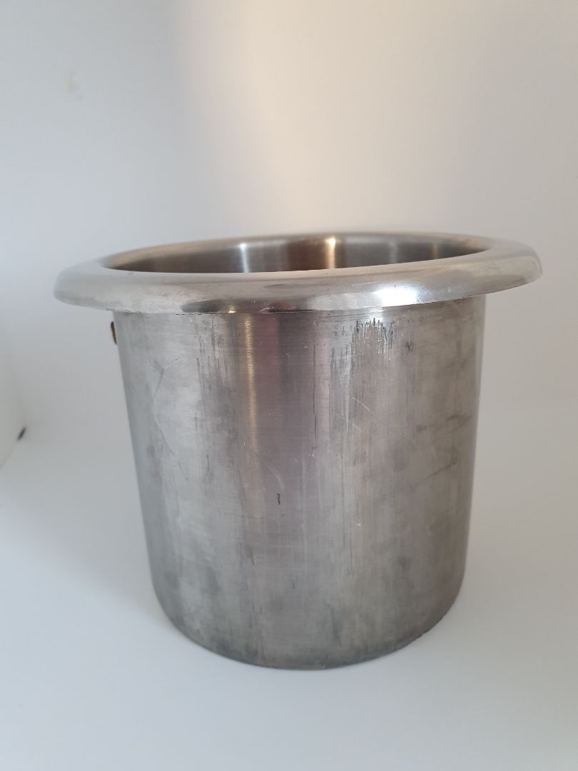 Barista coffee "knock box"