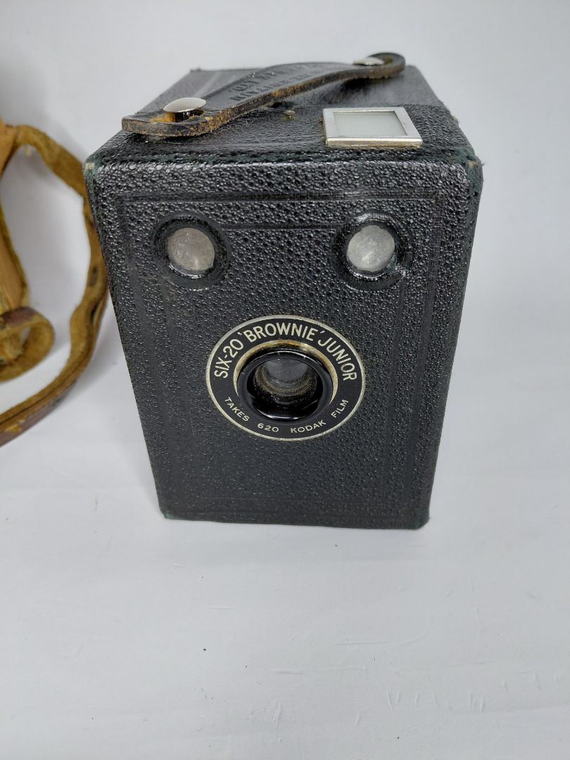 Vintage Myndavél (1933-1941) Six-20 Brownie Junior, Kodak