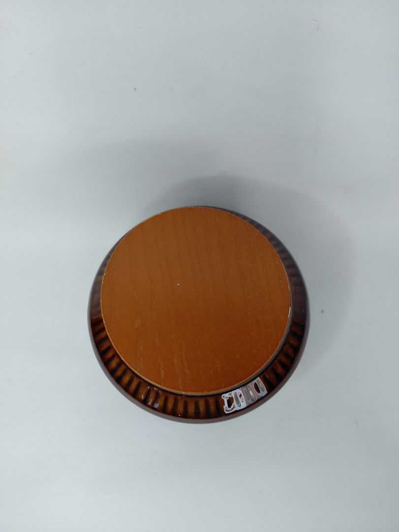 Vintage tobacco clay jar with teak lid (1970)