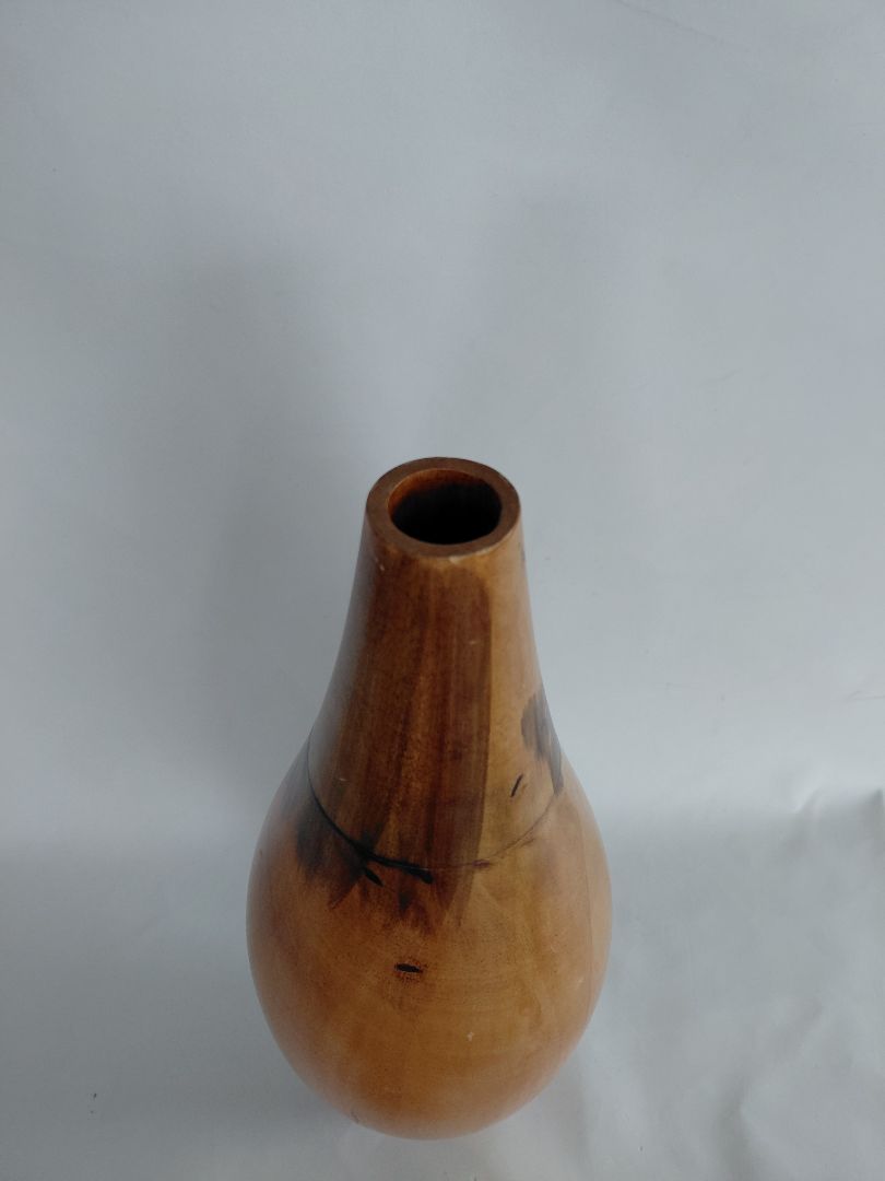 Large mango wood vase