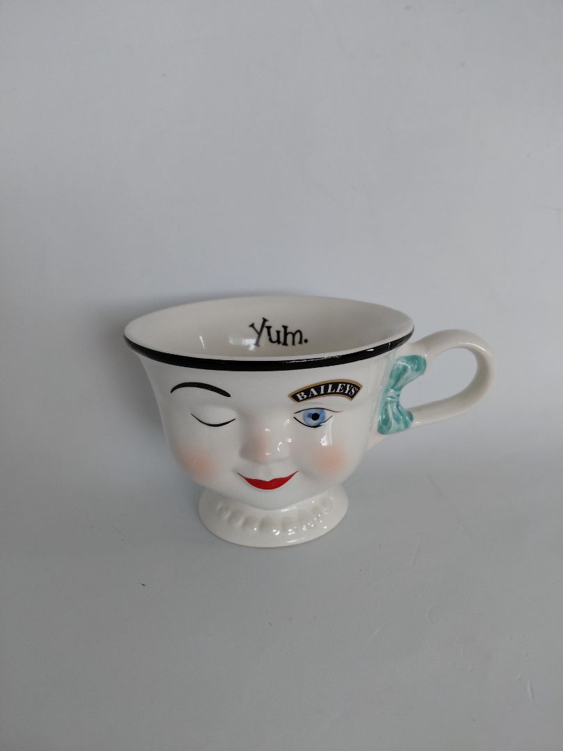 Vintage Baileys cup Blinking girl (1996 Limited edition), Baileys