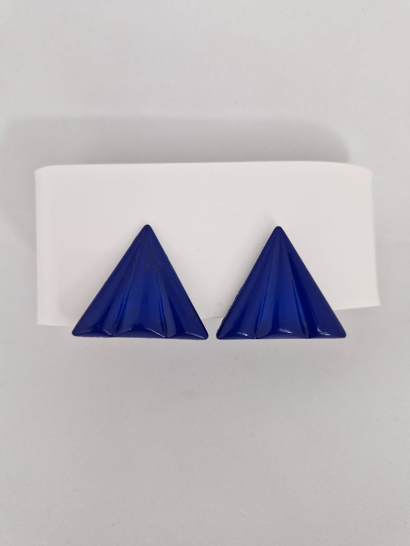 Triangular clip earrings