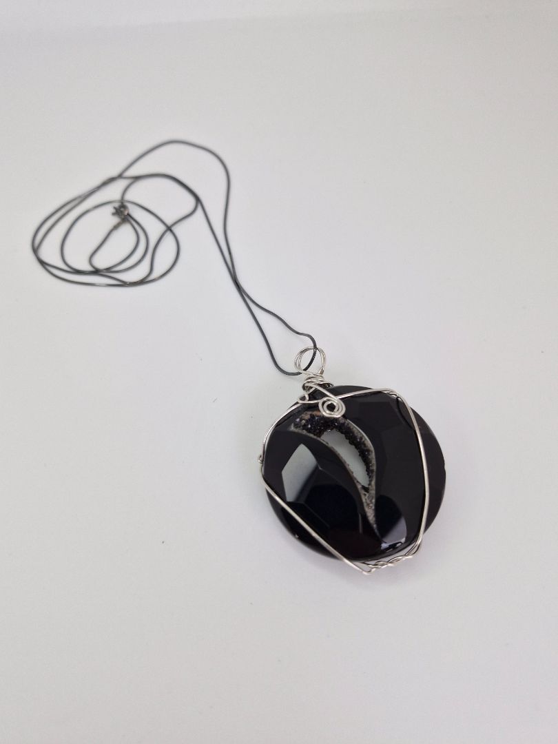 Long necklace with black Agate or black Onyx