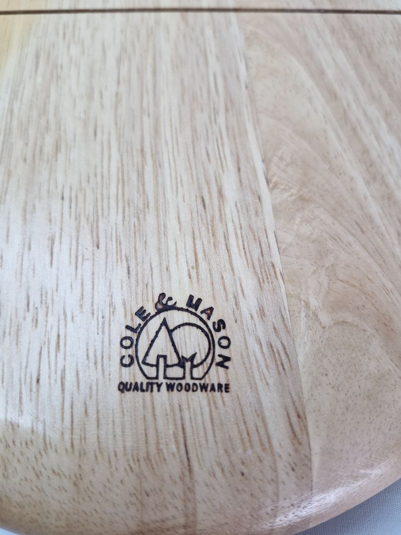 Ostaskeri úr við, Cole & Mason Quality woodware